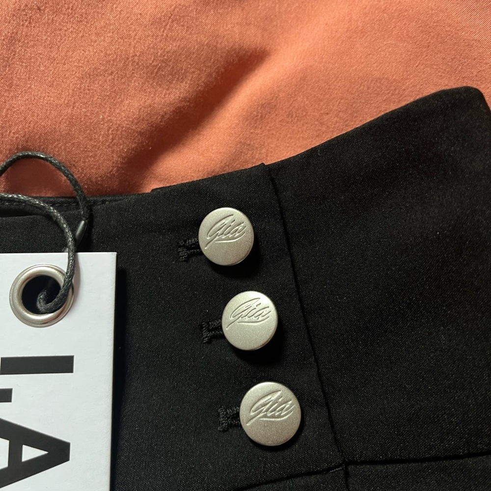 Black I.AM.GIA REMINI MINI SKIRT TAGS ON - Picture 4 of 5